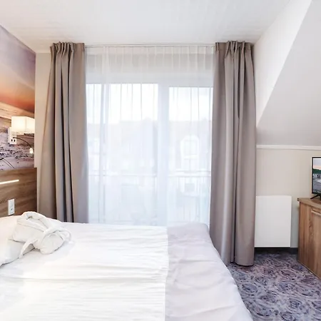 Activia Hotel 3*