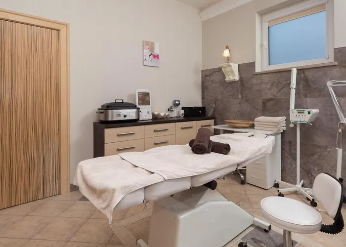 Activia Отель Ястшембя-Гура