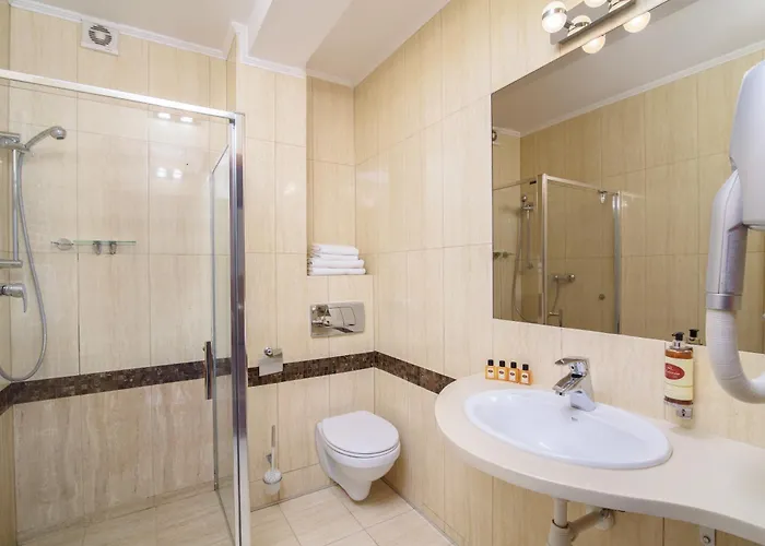 Activia Отель Ястшембя-Гура